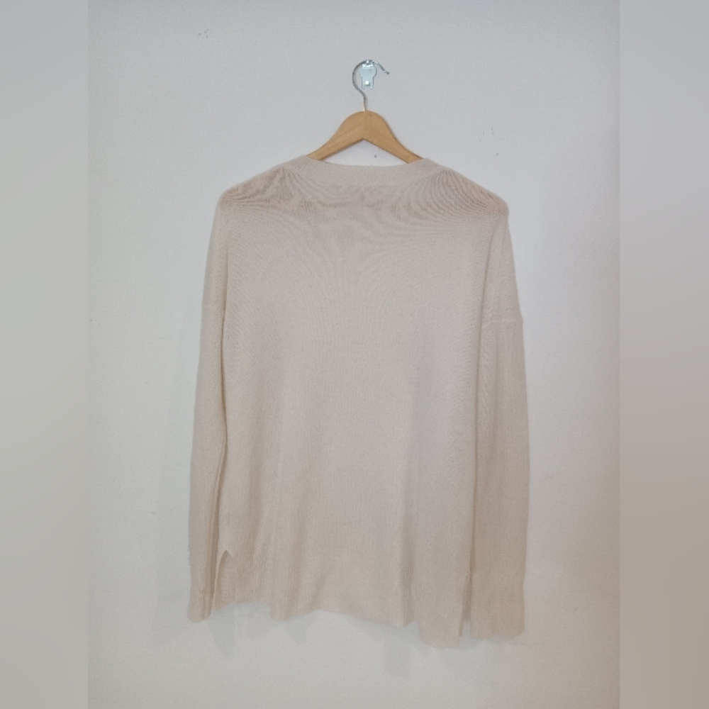 PHILOSOPHY 100% Cashmere Eggshell Cream White Lightweight Sweater Top Sz S - Picture 7 of 9